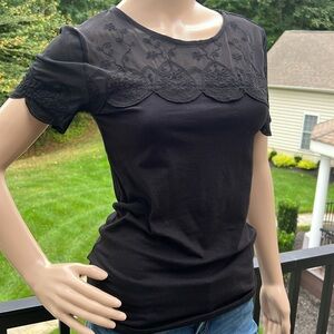 Pretty black mesh lace design, dressy T-shirt top
